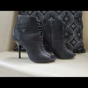 Rachel Roy booties